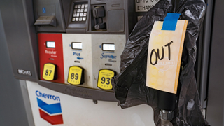 The East Coast Gas Frenzy Is a Warning for the Future of Driving